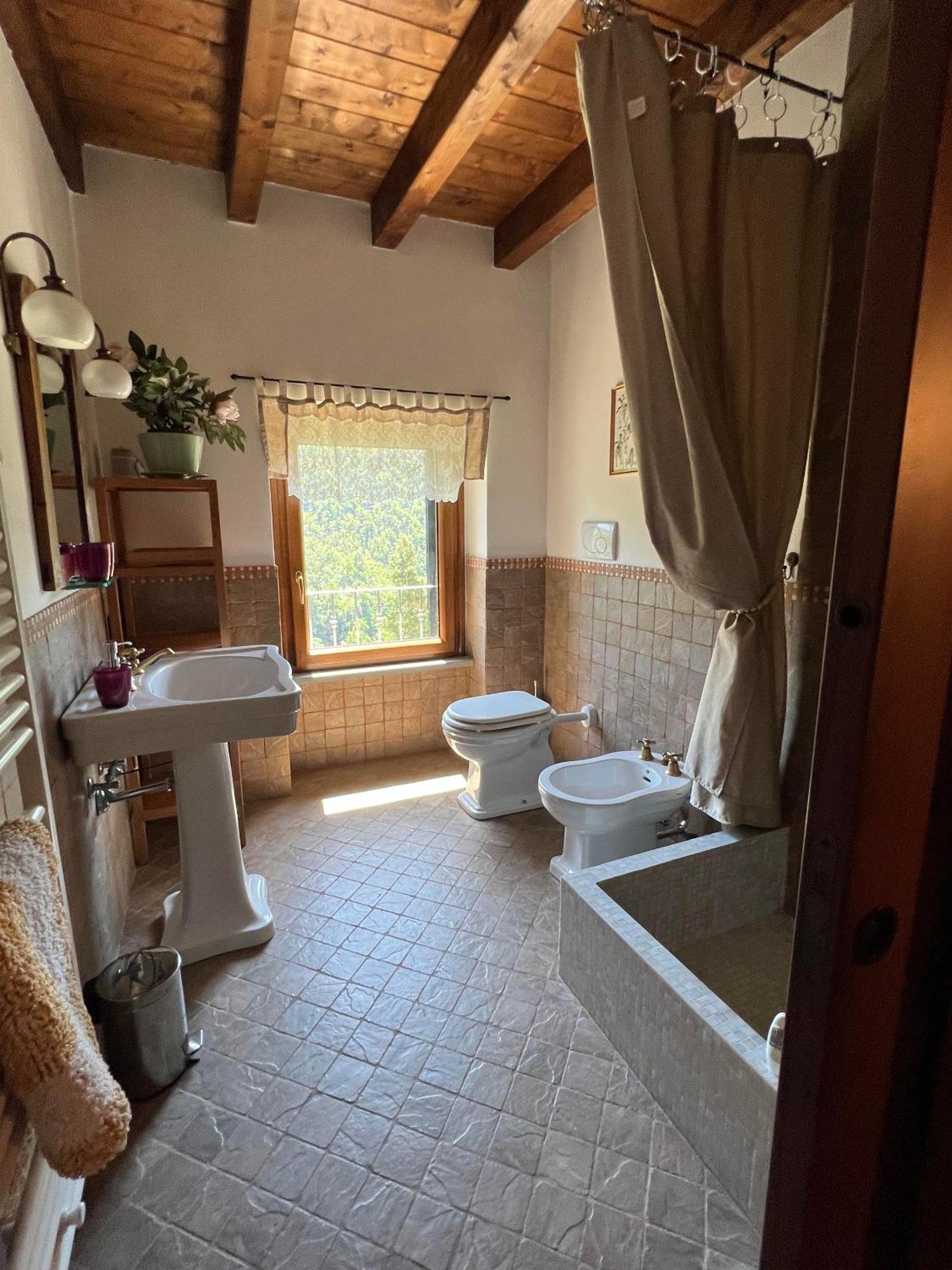 Casa Boru - A Beautiful Fully Restored Spacious House With Fantastic Views Calice al Cornoviglio Ngoại thất bức ảnh